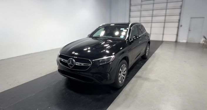 Thumbnail: 2024 Mercedes-Benz GLC - 1