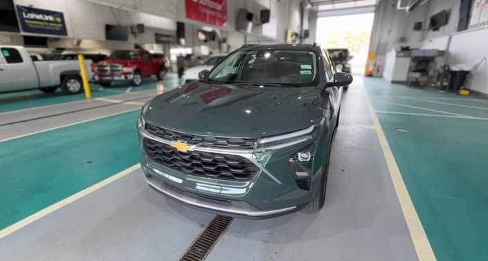 Thumbnail: 2025 Chevrolet Trax - 1