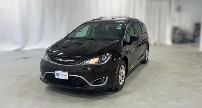 Thumbnail: 2017 Chrysler Pacifica - 1