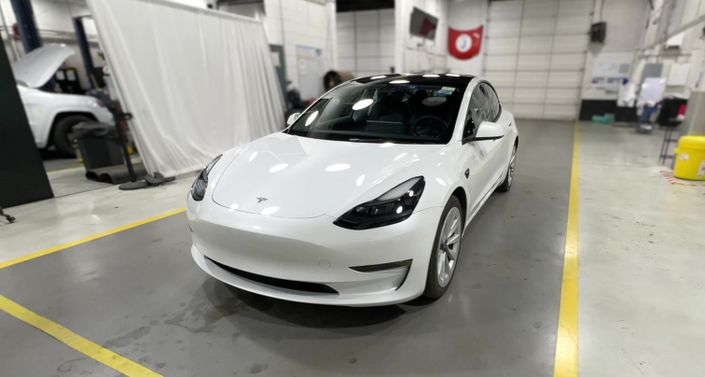 Thumbnail: 2023 Tesla Model 3 - 1