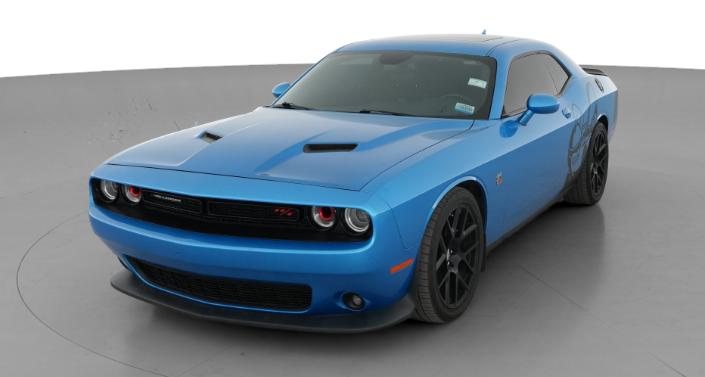 Thumbnail: 2015 Dodge Challenger - 1