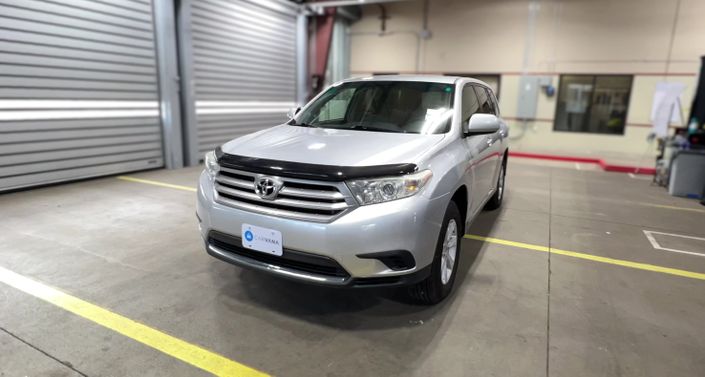 Thumbnail: 2013 Toyota Highlander - 1