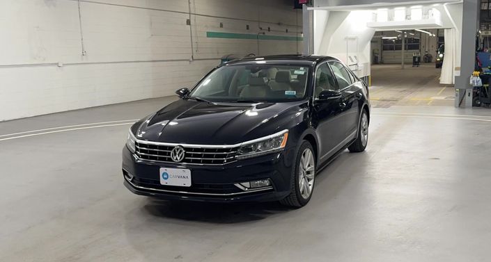 Thumbnail: 2017 Volkswagen Passat - 1