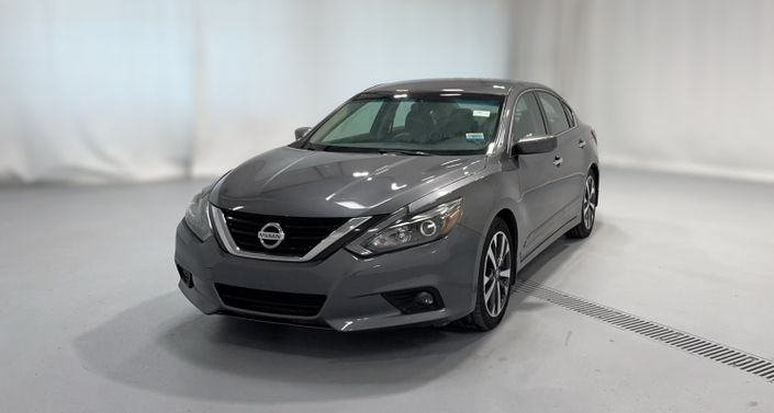 Thumbnail: 2017 Nissan Altima - 1