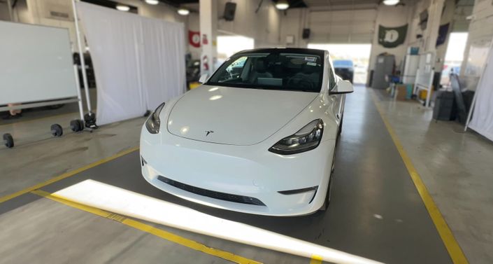 Thumbnail: 2020 Tesla Model Y - 1