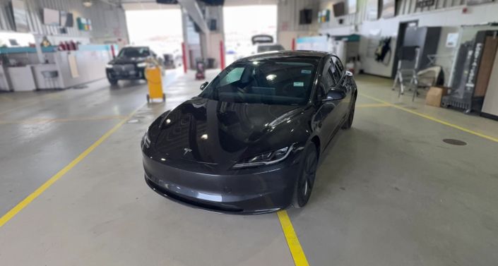 Thumbnail: 2025 Tesla Model 3 - 1