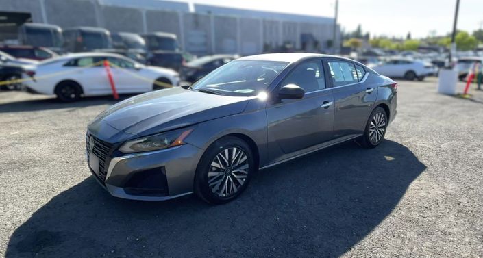 Thumbnail: 2025 Nissan Altima - 1