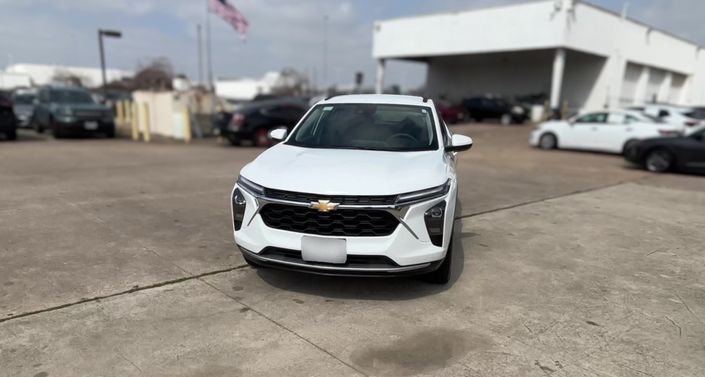 Thumbnail: 2025 Chevrolet Trax - 1