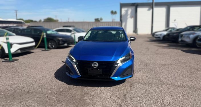 Thumbnail: 2025 Nissan Altima - 1