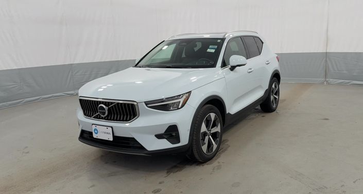 Thumbnail: 2024 Volvo XC40 - 1