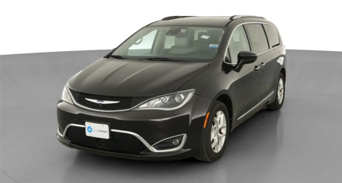 Thumbnail: 2017 Chrysler Pacifica - 1