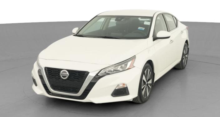 Thumbnail: 2022 Nissan Altima - 1