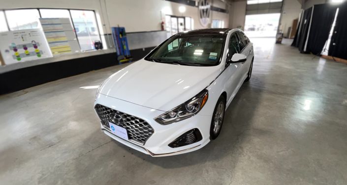 Thumbnail: 2019 Hyundai Sonata - 1