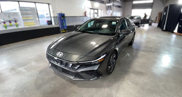 Thumbnail: 2025 Hyundai Elantra - 1