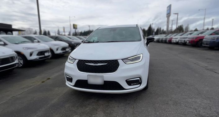 Thumbnail: 2025 Chrysler Pacifica - 1