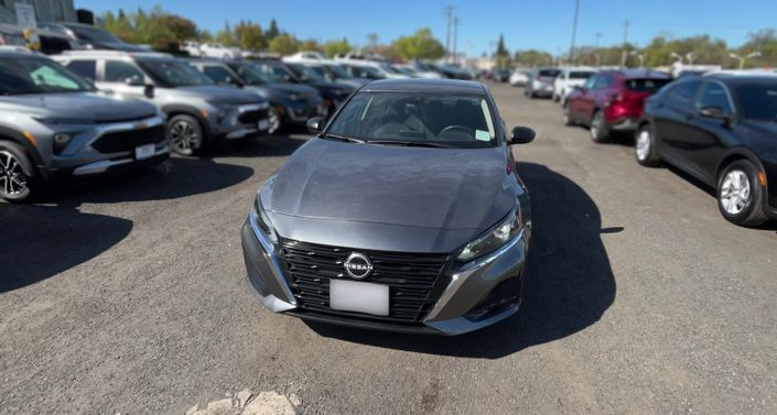 Thumbnail: 2025 Nissan Altima - 1