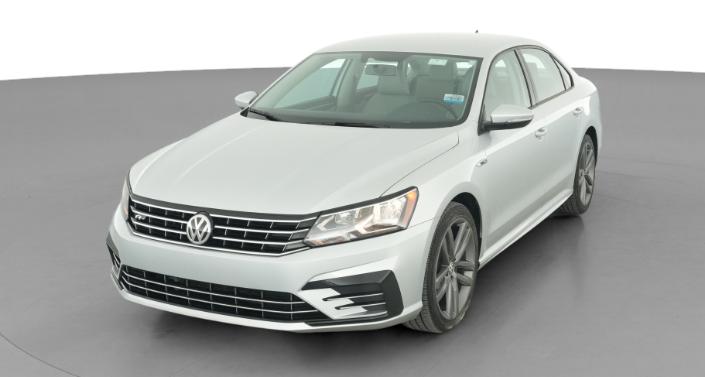 Thumbnail: 2018 Volkswagen Passat - 1