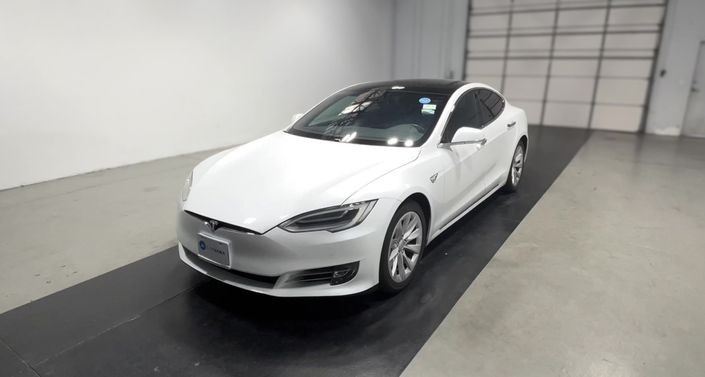 Thumbnail: 2019 Tesla Model S - 1