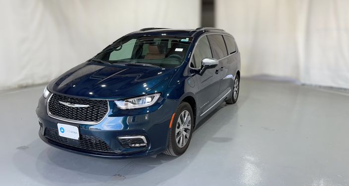 Thumbnail: 2025 Chrysler Pacifica - 1