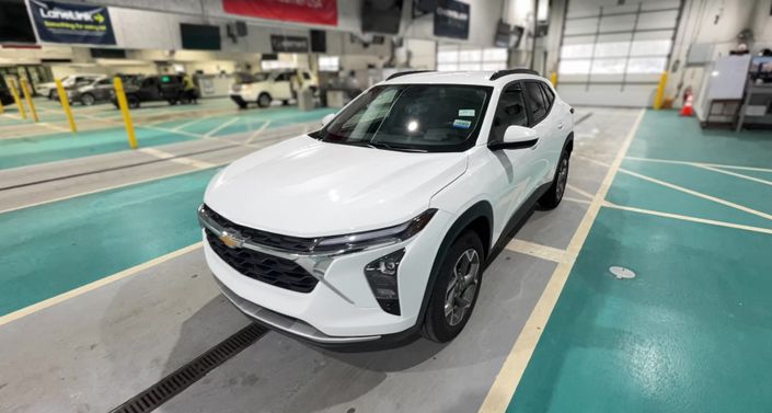 Thumbnail: 2025 Chevrolet Trax - 1