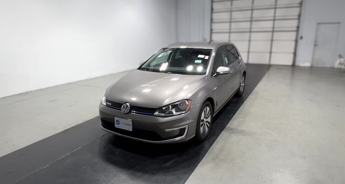 2016 Volkswagen e-Golf SE -
                  Tracy, CA