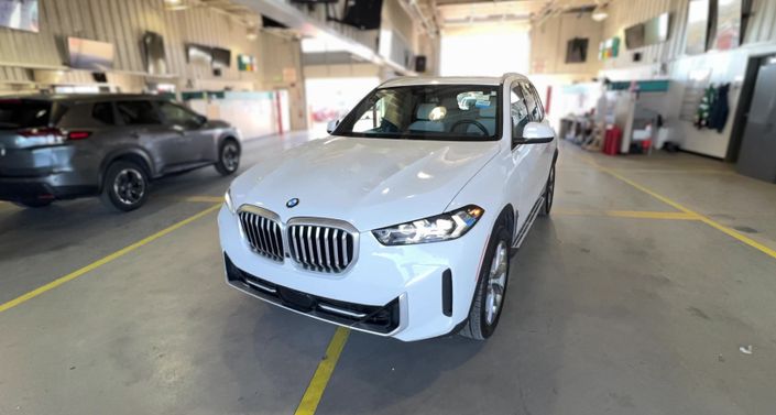 Thumbnail: 2025 BMW X5 - 1