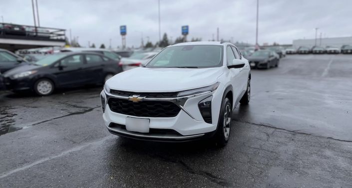 Thumbnail: 2025 Chevrolet Trax - 1