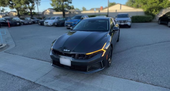 Thumbnail: 2025 Kia K5 - 1