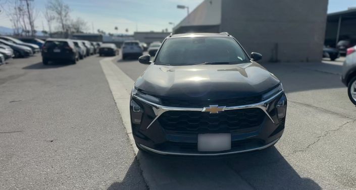 Thumbnail: 2025 Chevrolet Trax - 1