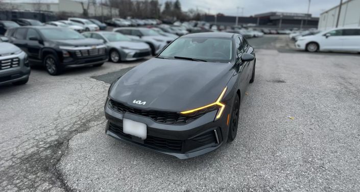 Thumbnail: 2025 Kia K5 - 1