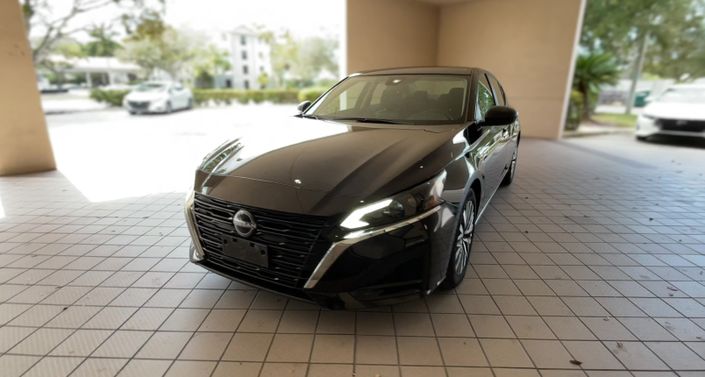 Thumbnail: 2025 Nissan Altima - 1