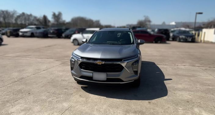 Thumbnail: 2025 Chevrolet Trax - 1