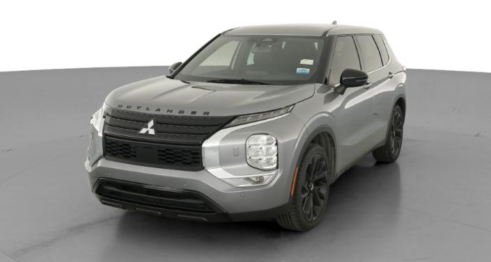 Thumbnail: 2022 Mitsubishi Outlander - 1