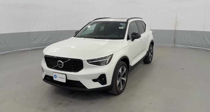 Thumbnail: 2024 Volvo XC40 - 1
