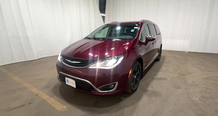 Thumbnail: 2018 Chrysler Pacifica - 1