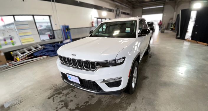 Thumbnail: 2023 Jeep Grand Cherokee - 1