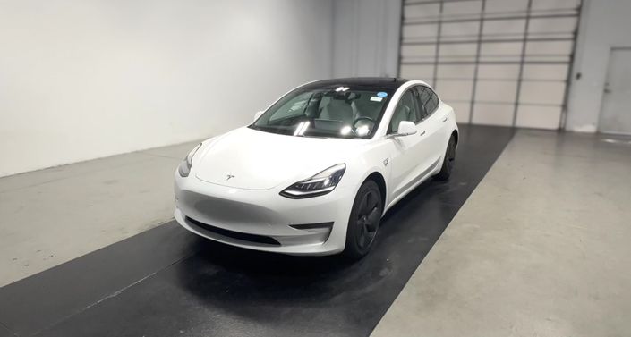 Thumbnail: 2020 Tesla Model 3 - 1