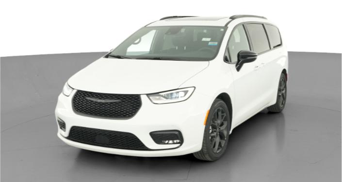 Thumbnail: 2025 Chrysler Pacifica - 1