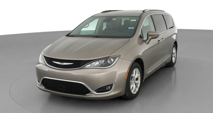 Thumbnail: 2018 Chrysler Pacifica - 1
