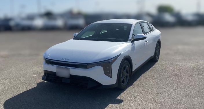 Thumbnail: 2025 Kia K4 - 1