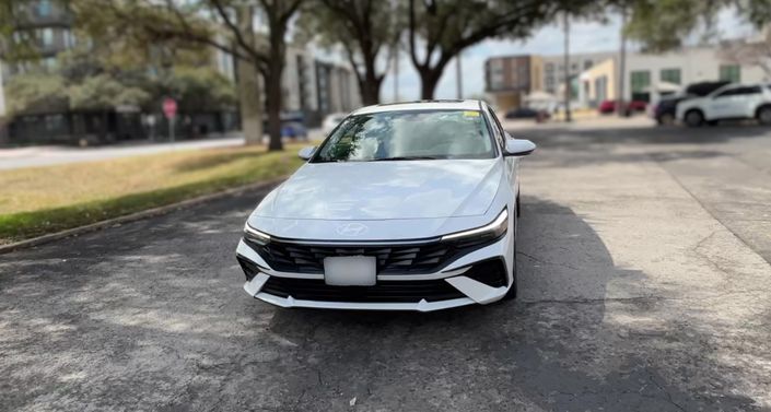 Thumbnail: 2025 Hyundai Elantra - 1