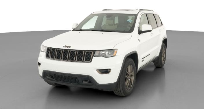 Thumbnail: 2017 Jeep Grand Cherokee - 1