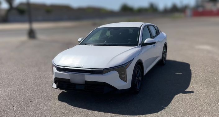Thumbnail: 2025 Kia K4 - 1