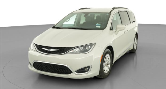 Thumbnail: 2017 Chrysler Pacifica - 1