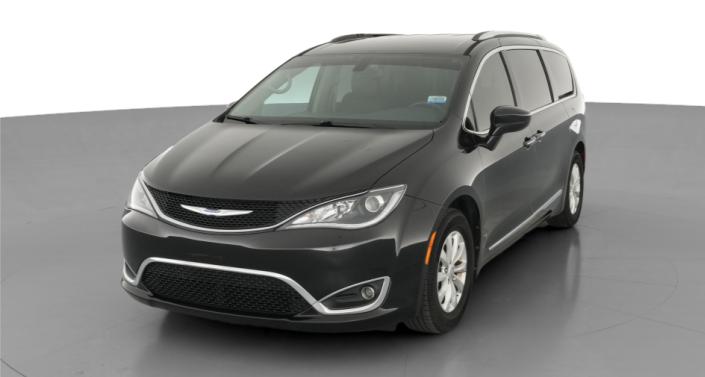 Thumbnail: 2018 Chrysler Pacifica - 1