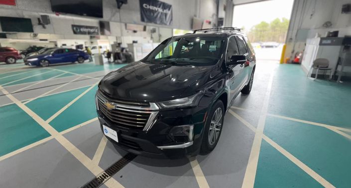 Thumbnail: 2023 Chevrolet Traverse - 1