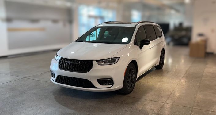 Thumbnail: 2025 Chrysler Pacifica - 1