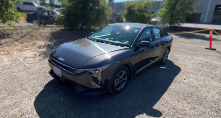 Thumbnail: 2025 Kia K4 - 1