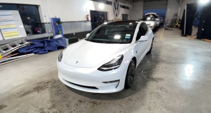 Thumbnail: 2020 Tesla Model 3 - 1