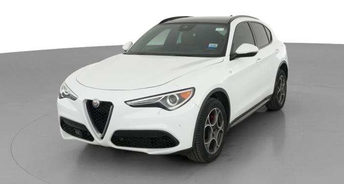 Thumbnail: 2023 Alfa Romeo Stelvio - 1